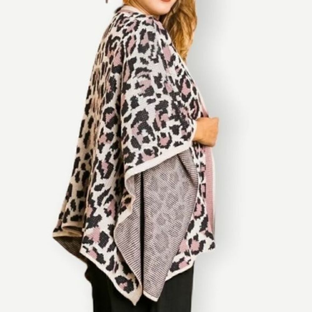 Umgee Animal Print Poncho Sweater Small Medium - Picture 4 of 13